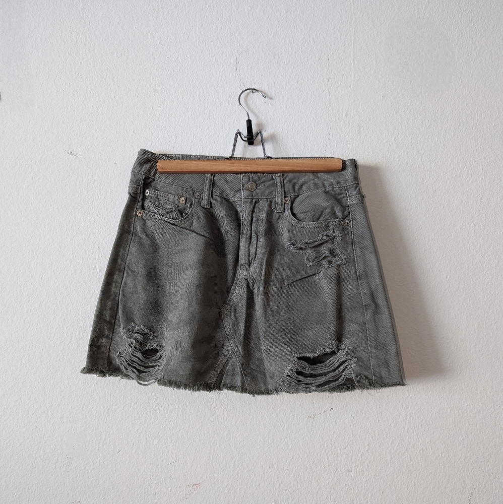 American Eagle Hi Rise Festival Camo Mini Skirt 4